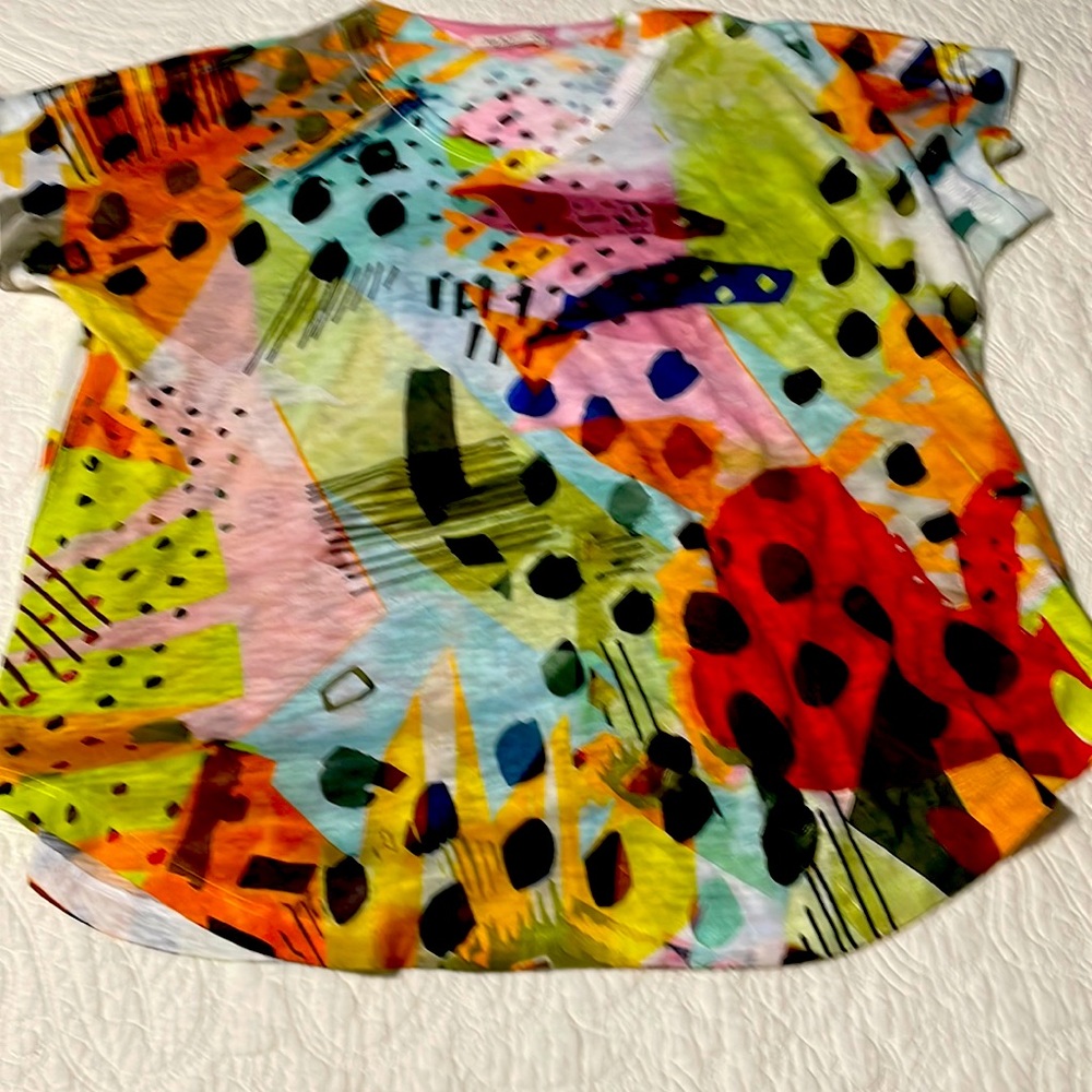 Short sleeve tee